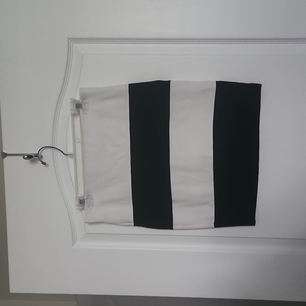LOFT black and white pencil skirt, XXS